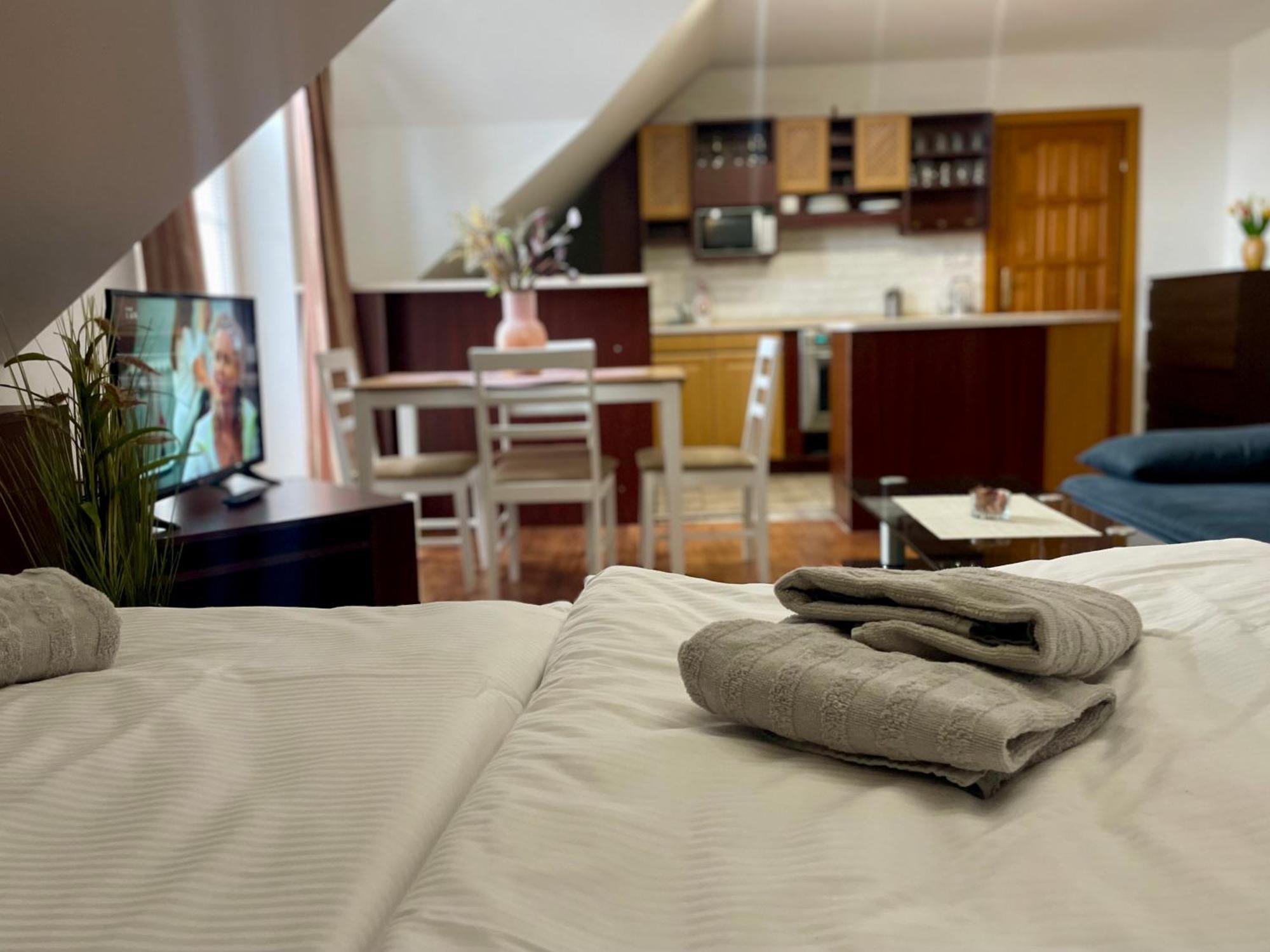 Hotel Aldo Uničov Buitenkant foto