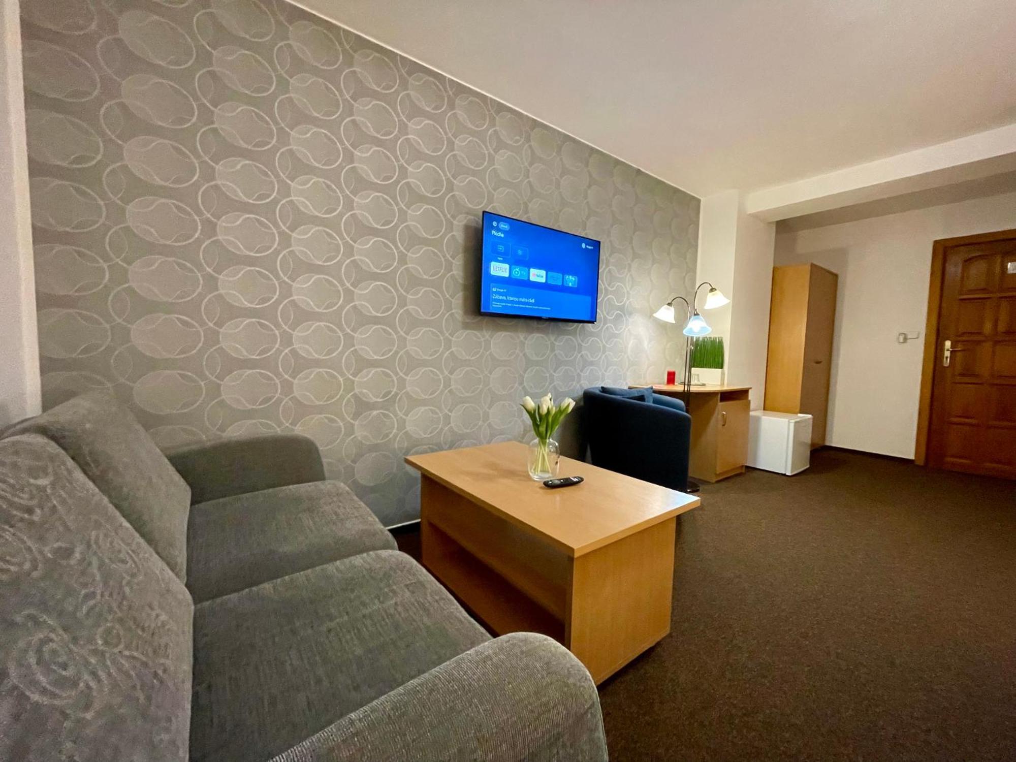 Hotel Aldo Uničov Buitenkant foto